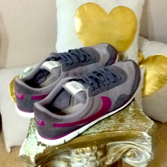 Nike’s...accepting offers - Picture 5 of 7